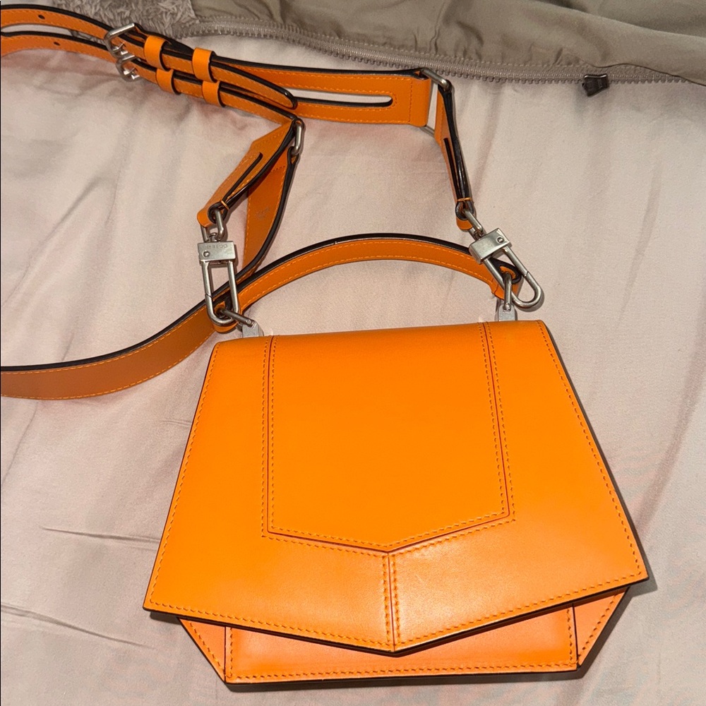 Beautiful orange byredo shoulder bag